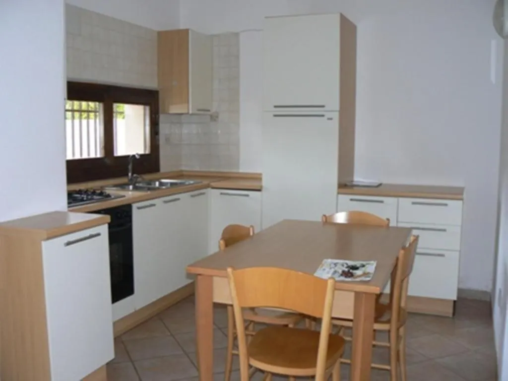 Residence Il Borgo Di Porto Corallo 빌라푸주 0*,  이탈리아