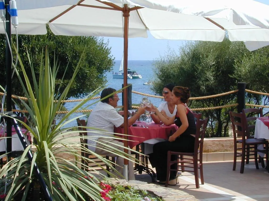 Aparthotel Residence Il Borgo Di Porto Corallo Villaputzu Italië